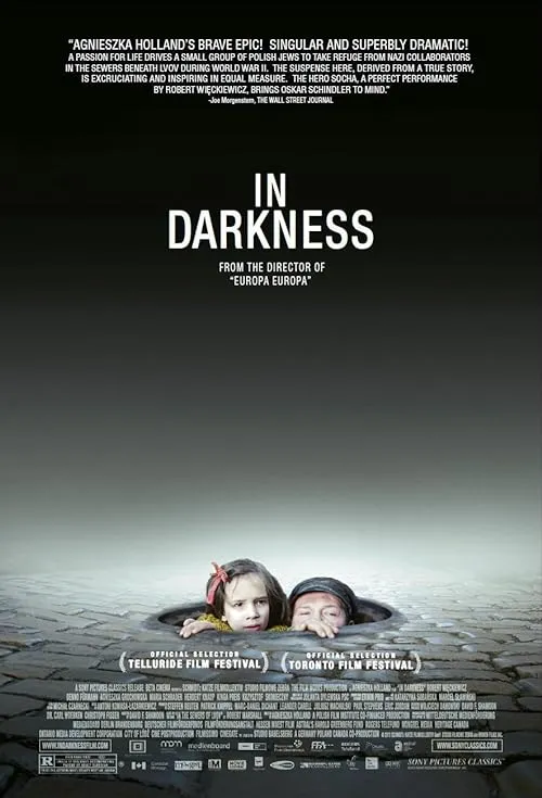 پوستر In Darkness
در میان تاریکی